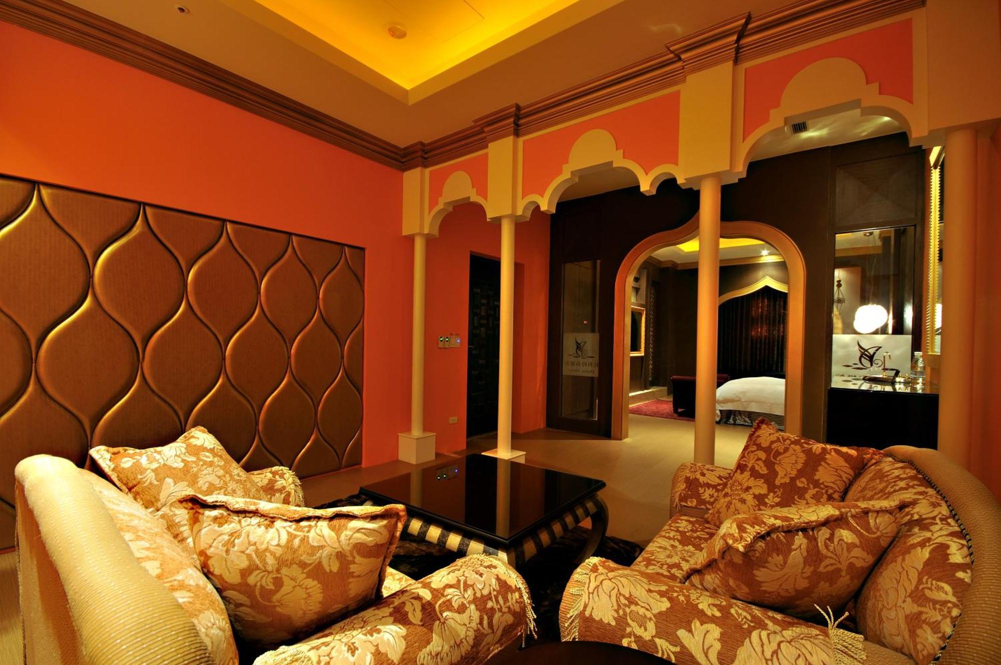 Dubai Motel Yilan Exterior foto
